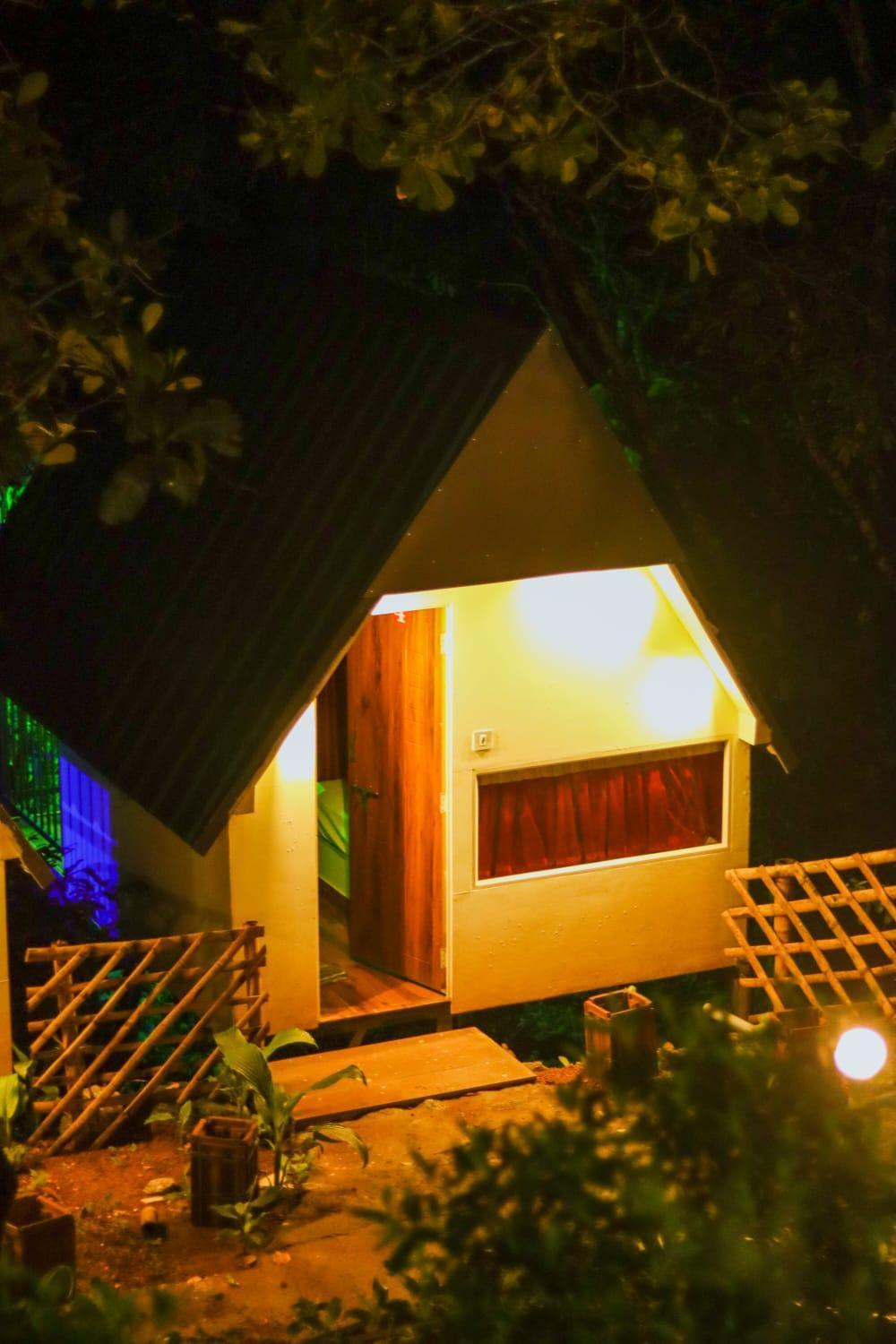 Rock Campers Hotel And Resort Chillithodu Exterior photo